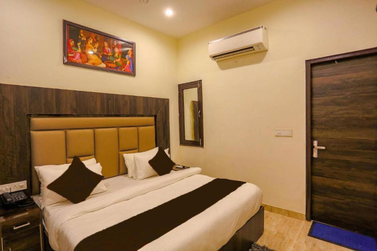 Hotel Swan Suite Near Delhi Airport Nueva Delhi Exterior foto