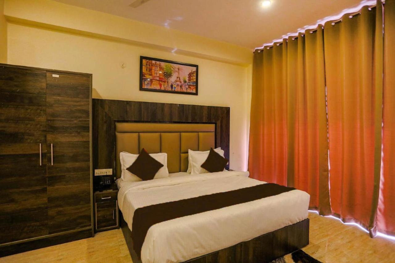 Hotel Swan Suite Near Delhi Airport Nueva Delhi Exterior foto