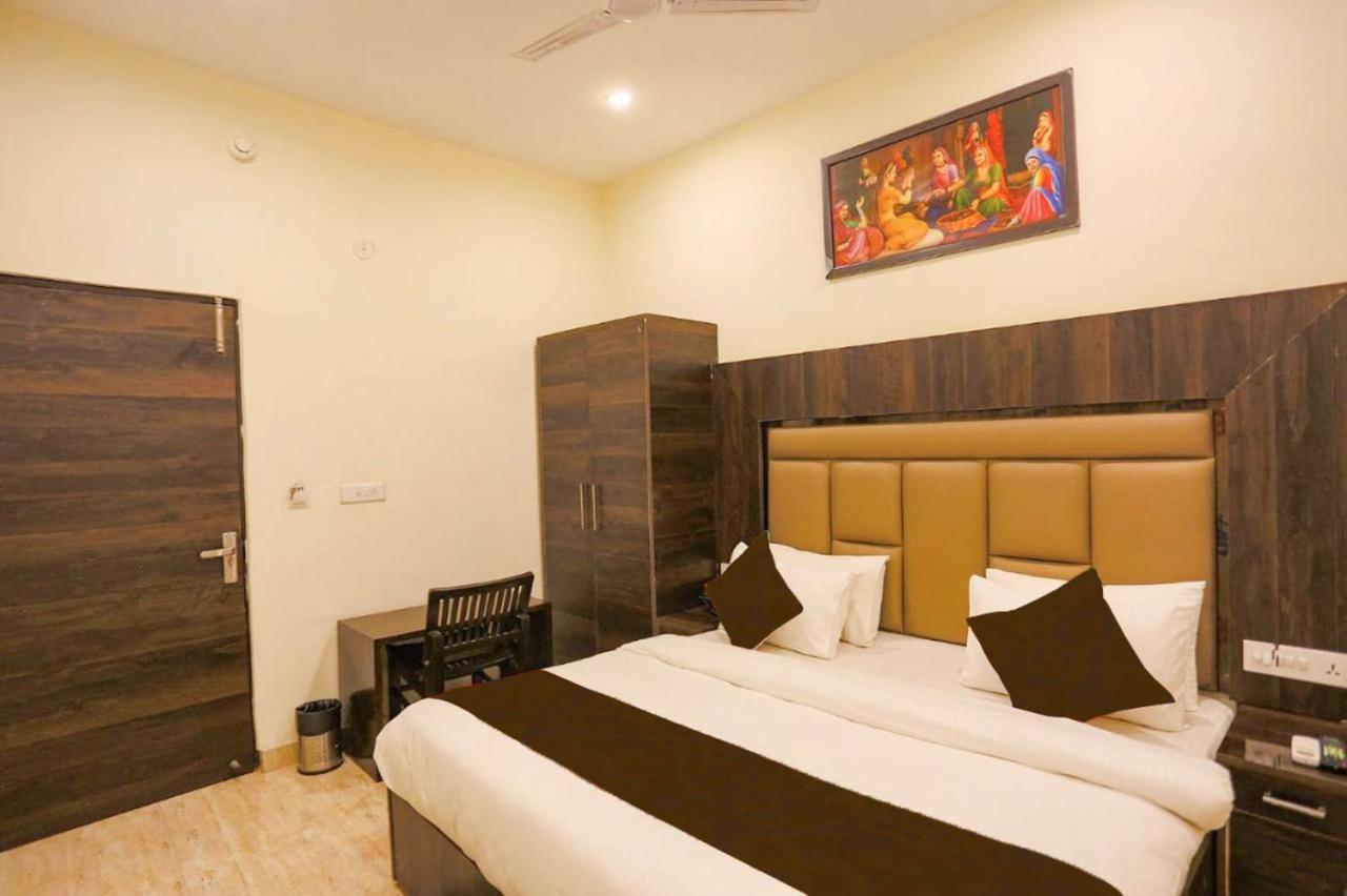 Hotel Swan Suite Near Delhi Airport Nueva Delhi Exterior foto